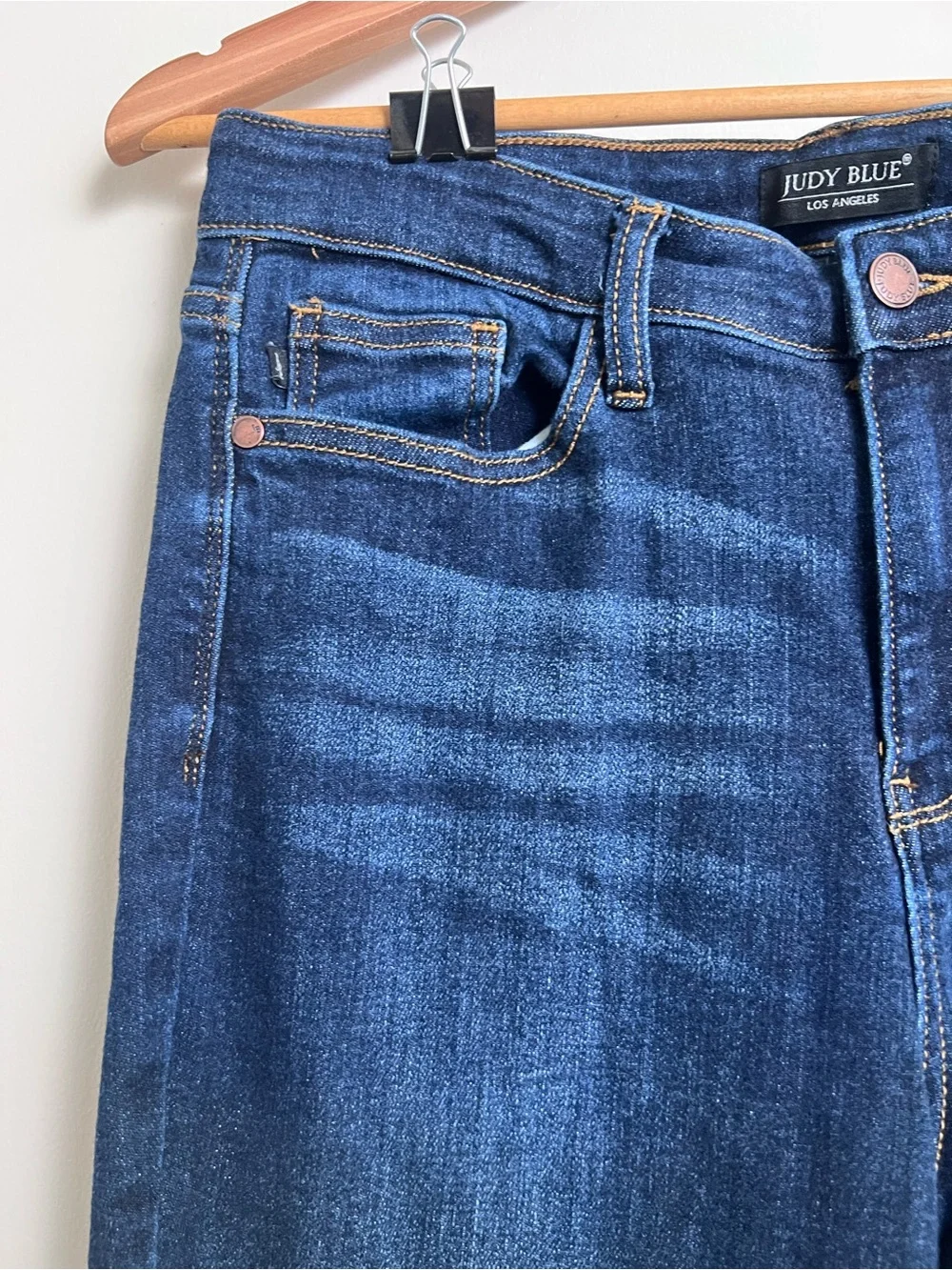 Judy Blue High Rise Wide Leg Cropped Jeans Size 9/29 Dark Wash Raw Hem